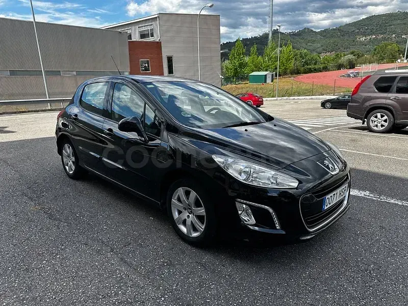 Usado Peugeot 308 Business-Line 92 CV (67 kW) 2013 Negro Berlina