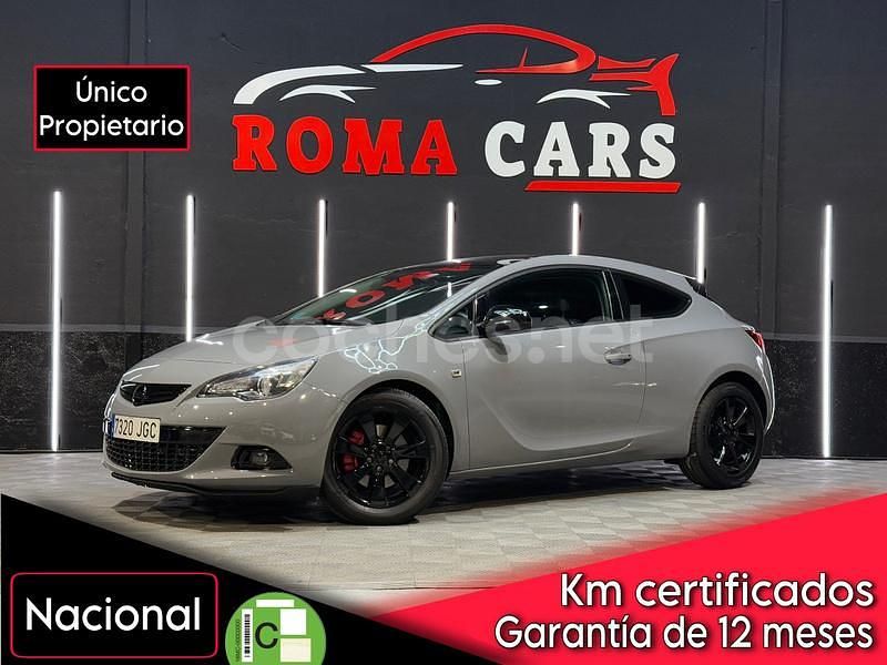 Gris / plata Usado 2015 Opel Astra GTC Selective Berlina | 7890 € (Un poco caro) - Imagen 1/4