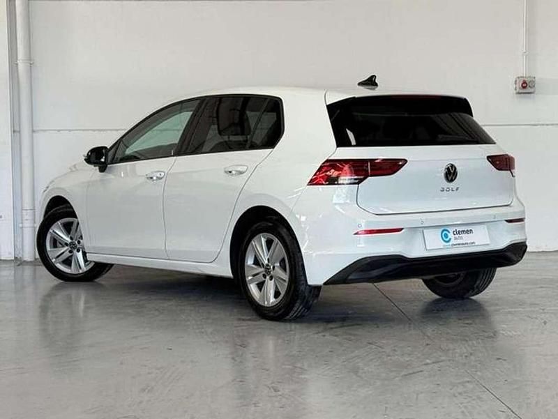 Usado VW Golf VIII Life 116 CV (85 kW) 2024 Blanco Utilitario