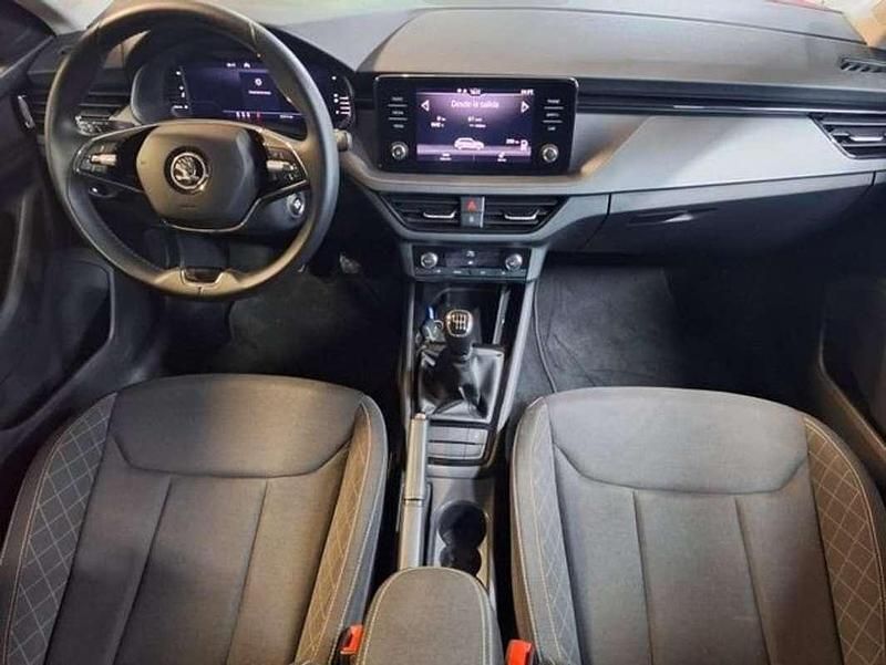 Usado Skoda Scala Ambition 95 CV (69 kW) 2023 Blanco Utilitario