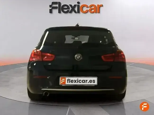 Usado BMW 116 116 CV (85 kW) 2015 Azul Utilitario