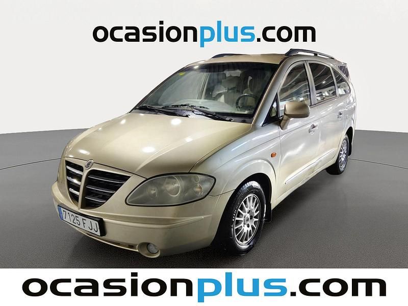 Beige Usado 2006 Ssangyong (KGM) Rodius Monovolumen | 5790 € (Buen precio) - Imagen 1/4