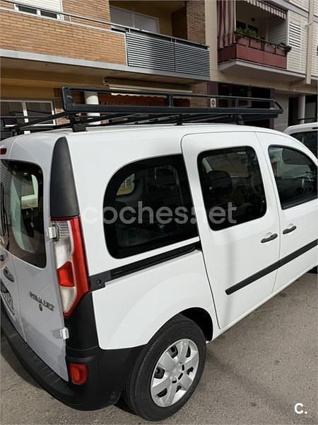 Usado Renault Kangoo 75 CV (55 kW) 2021 Blanco Familiar
