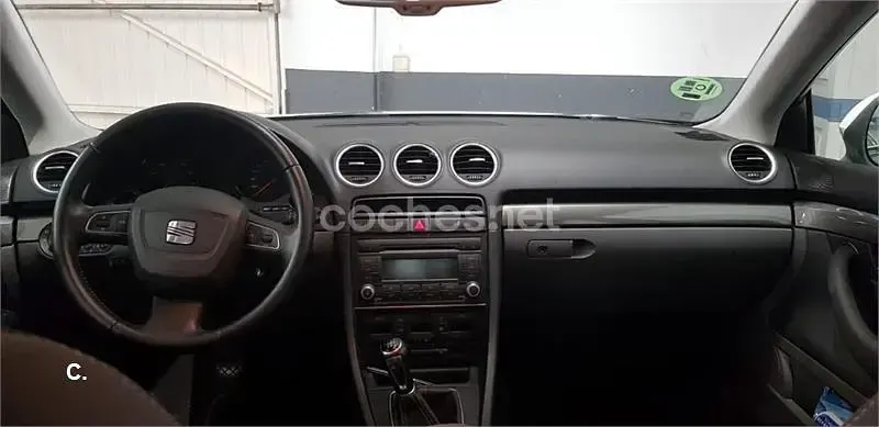 Usado Seat Exeo Reference 120 CV (88 kW) 2011 Blanco Berlina