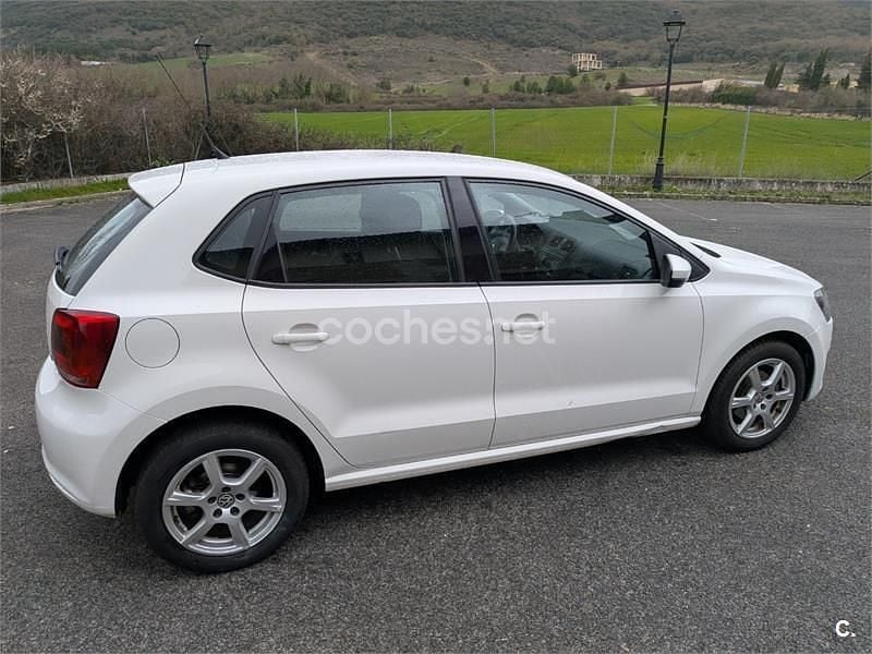 Usado VW Polo Advance 90 CV (66 kW) 2014 Blanco Berlina