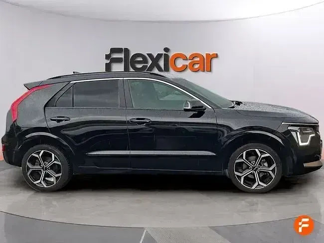 Usado Kia Niro 141 CV (103 kW) 2024 Negro SUV