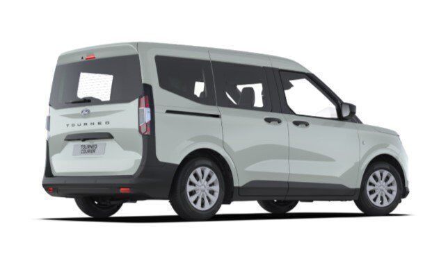 Usado Ford Tourneo Courier Titanium 125 CV (91 kW) 2024 Gris Monovolumen