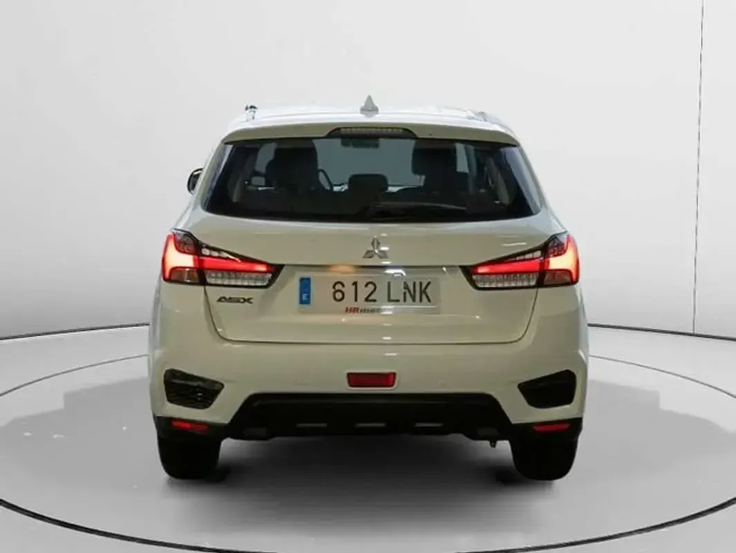 Usado Mitsubishi ASX 150 CV (110 kW) 2021 Blanco SUV