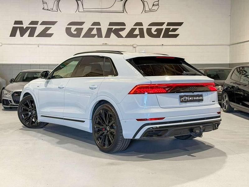 Usado Audi Q8 S-line plus 286 CV (210 kW) 2022 Blanco SUV