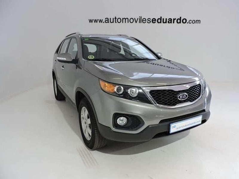 Usado Kia Sorento Active 197 CV (144 kW) 2011 Gris / plata SUV
