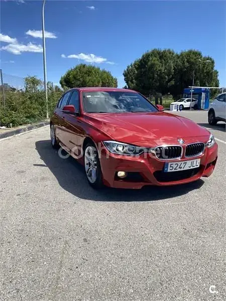 Usado BMW 318 M Sport 143 CV (105 kW) 2016 Rojo Berlina