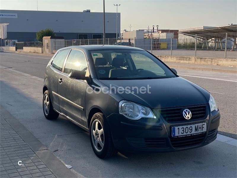 Gris / plata Usado 2006 VW Polo Edition Berlina | 4200 € (Precio justo) - Imagen 1/4