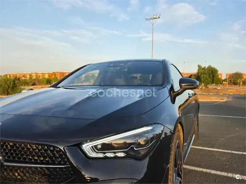 Usado Mercedes CLA250e 218 CV (160 kW) 2024 Negro Coupe