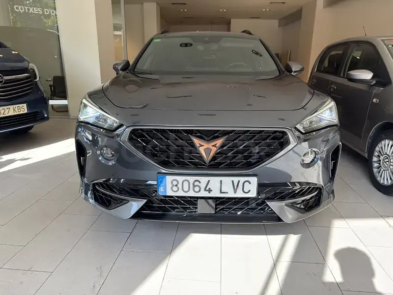 Usado Cupra Formentor VZ 310 CV (228 kW) 2021 Gris / plata SUV