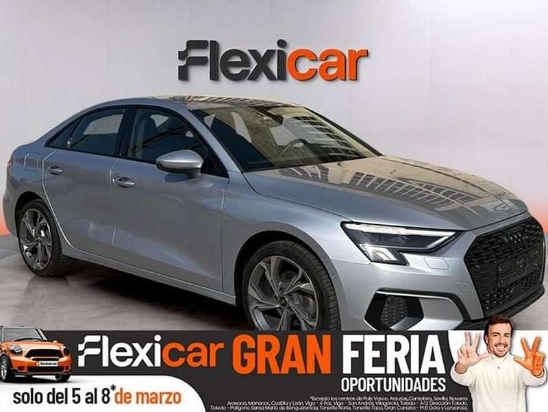 Usado Audi A3 Premium 110 CV (80 kW) 2023 Gris Berlina