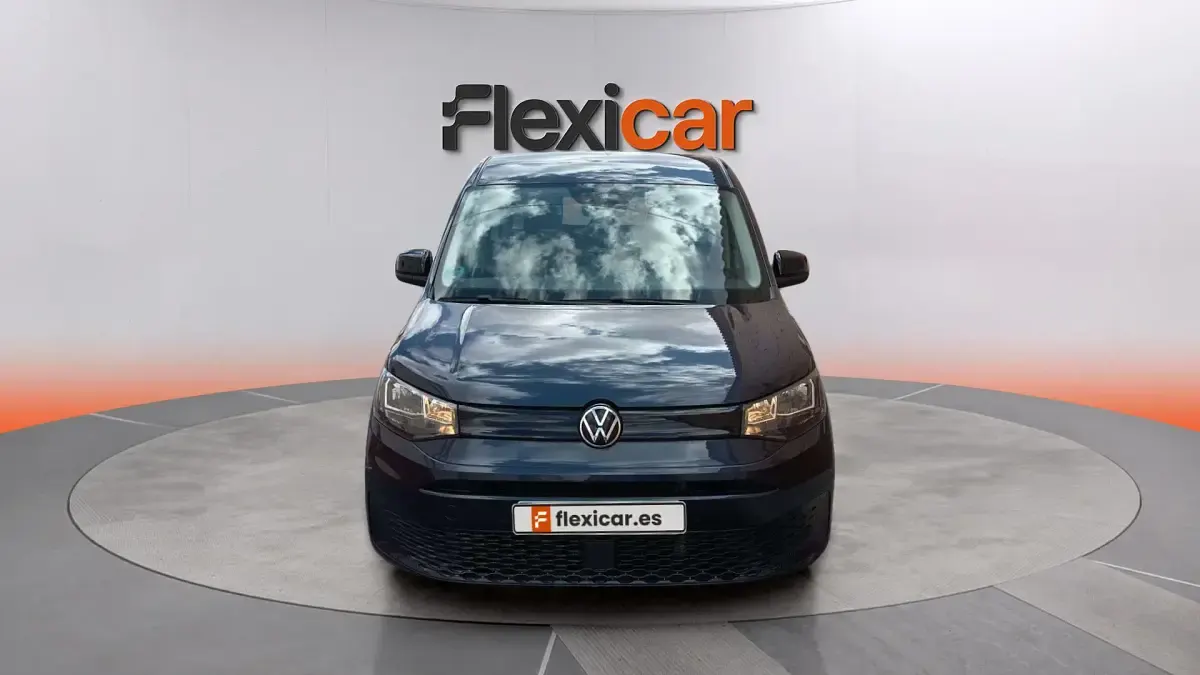 Usado VW Caddy Maxi 122 CV (89 kW) 2024 Gris Monovolumen