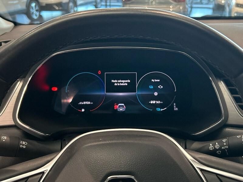 Usado Renault Captur Zen 160 CV (117 kW) 2021 Gris SUV