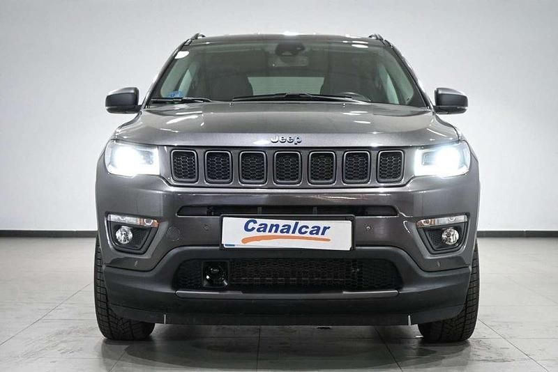 Usado Jeep Compass Trailhawk 241 CV (177 kW) 2021 Gris SUV