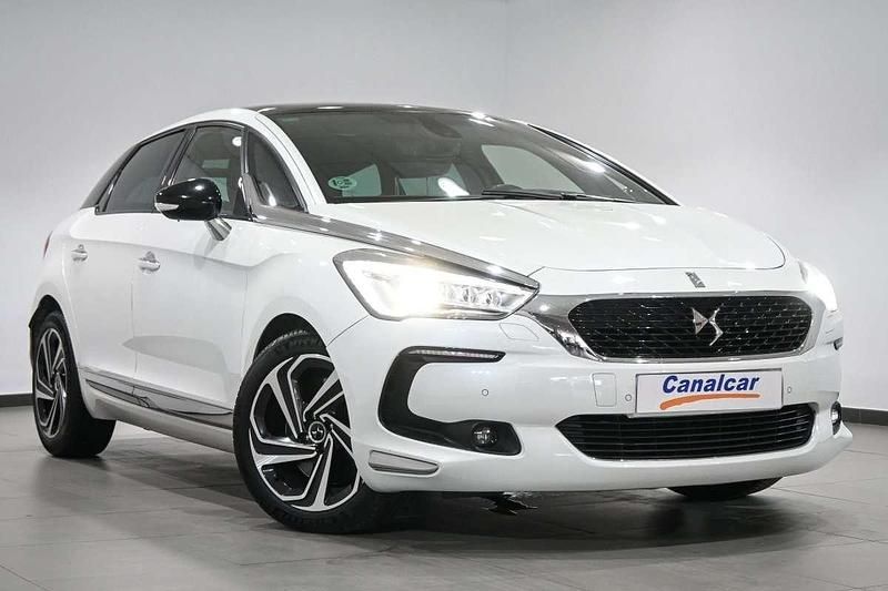 Usado DS Automobiles DS5 Style 181 CV (133 kW) 2017 Blanco Utilitario