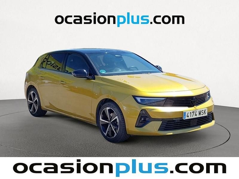 Usado Opel Astra S 131 CV (96 kW) 2024 Amarillo Utilitario