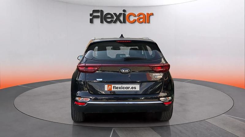 Usado Kia Sportage 137 CV (100 kW) 2021 Gris SUV