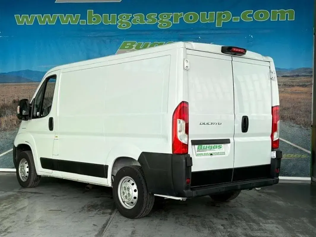 Usado Fiat Ducato Easy 120 CV (88 kW) 2020 Blanco Van