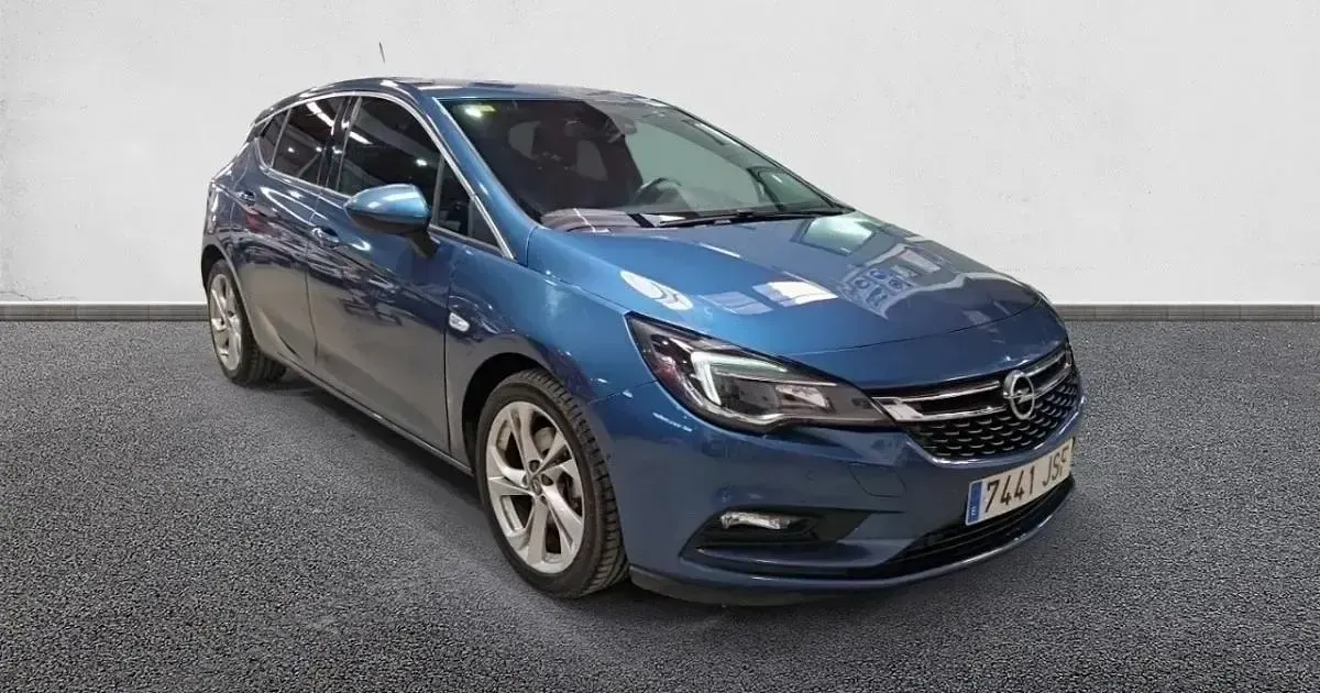 Usado Opel Astra Business 110 CV (80 kW) 2016