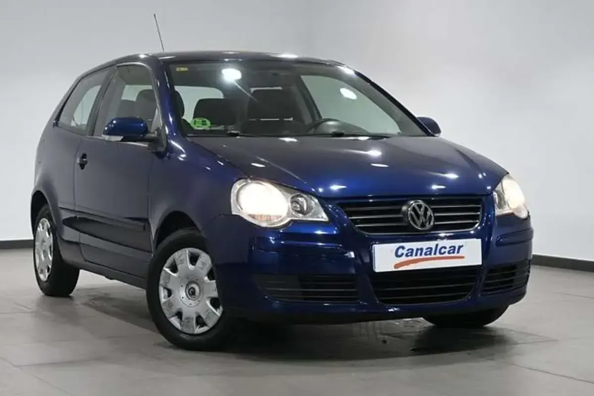 Usado VW Polo Match 80 CV (58 kW) 2006 Azul Utilitario
