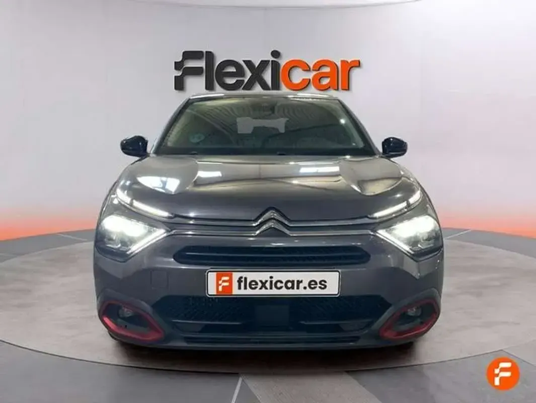 Usado Citroën C4 Feel 131 CV (96 kW) 2023 Amarillo SUV