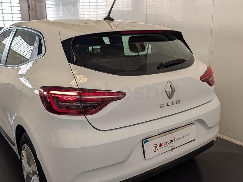 Usado Renault Clio V Intens 91 CV (66 kW) 2022 Blanco Berlina