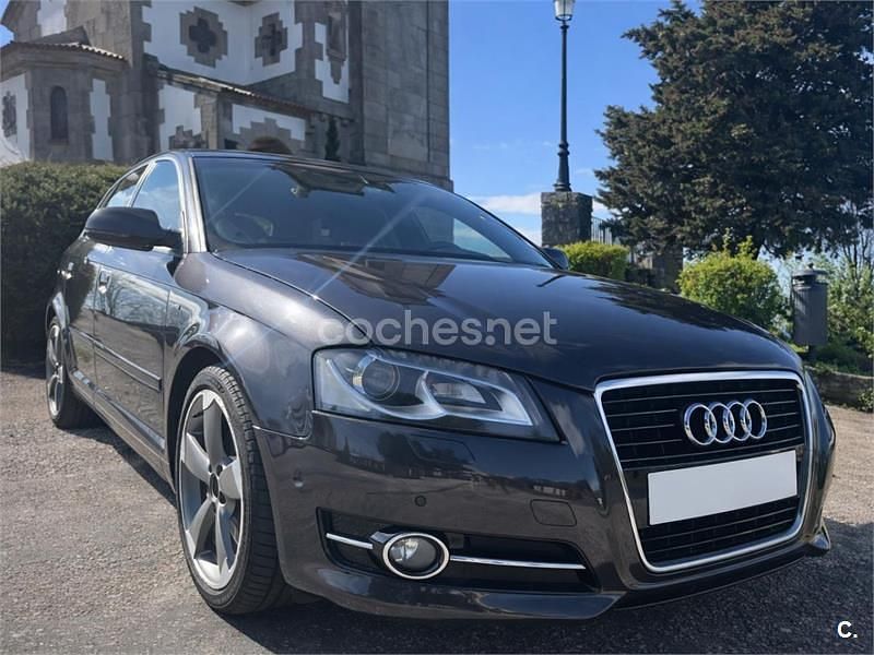 Usado Audi A3 Ambition 170 CV (125 kW) 2011 Negro Utilitario