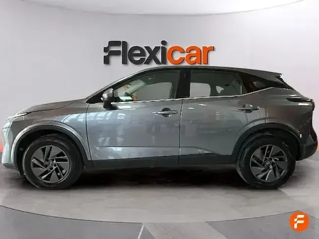 Usado Nissan Qashqai Acenta 158 CV (116 kW) 2024 Gris SUV