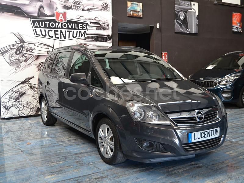 Usado Opel Zafira Family 115 CV (84 kW) 2013 Gris / plata Monovolumen