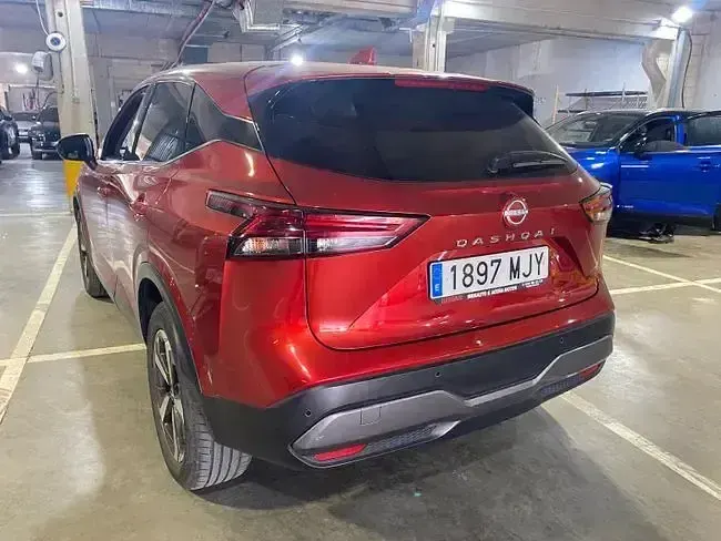 Usado Nissan Qashqai N-Connecta 158 CV (116 kW) 2023 Rojo SUV