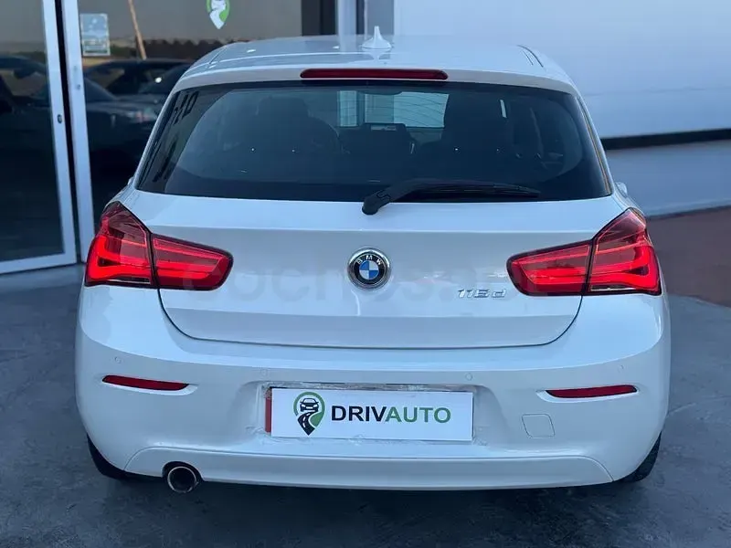 Usado BMW 116 Sport Line 116 CV (85 kW) 2016 Blanco Utilitario