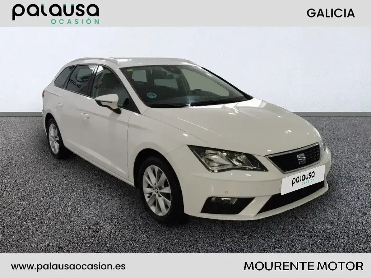Usado Seat Leon ST Style 115 CV (84 kW) 2020 Gris Familiar