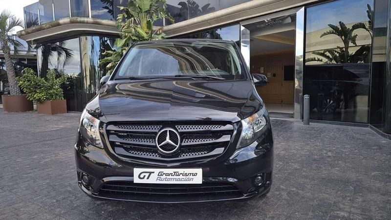 Usado Mercedes Vito 136 CV (100 kW) 2024 Negro Van