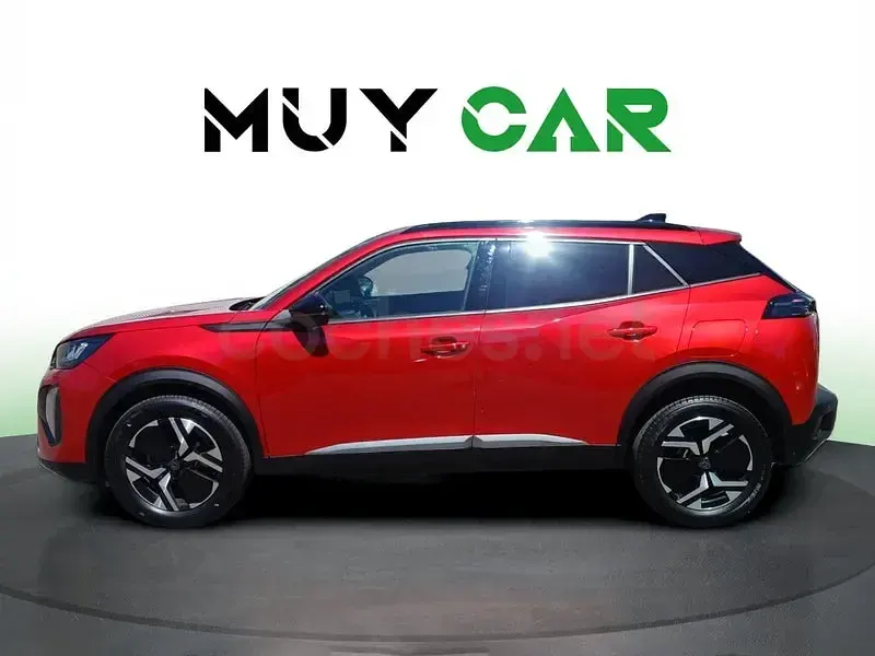 Usado Peugeot 2008 Allure 100 CV (73 kW) 2023 Rojo SUV