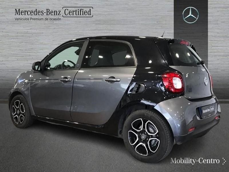 Usado Smart ForFour Electric Drive Passion 60 kW (82 CV) 2020 En4