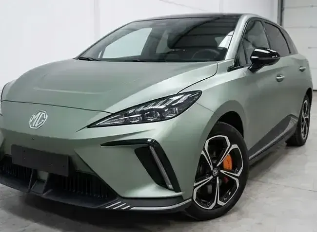 Usado MG MG4 EV 319 kW (435 CV) 2023 Verde Utilitario
