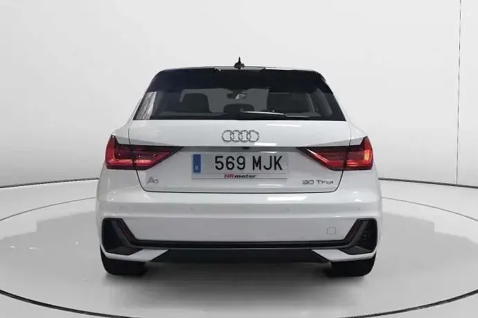 Usado Audi A1 110 CV (80 kW) 2023 Blanco SUV