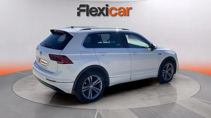 Usado VW Tiguan Sportline 150 CV (110 kW) 2019 Blanco SUV