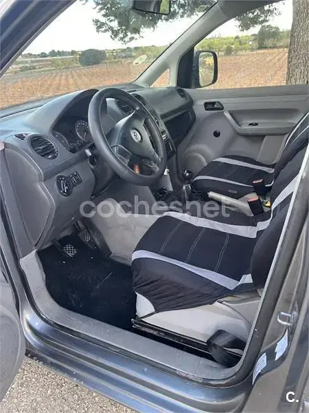 Usado VW Caddy 75 CV (55 kW) 2006 Gris / plata Monovolumen