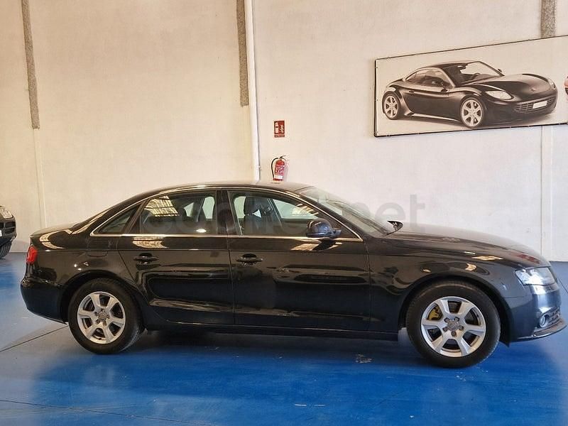 Usado Audi A4 Business 120 CV (88 kW) 2008 Negro Berlina