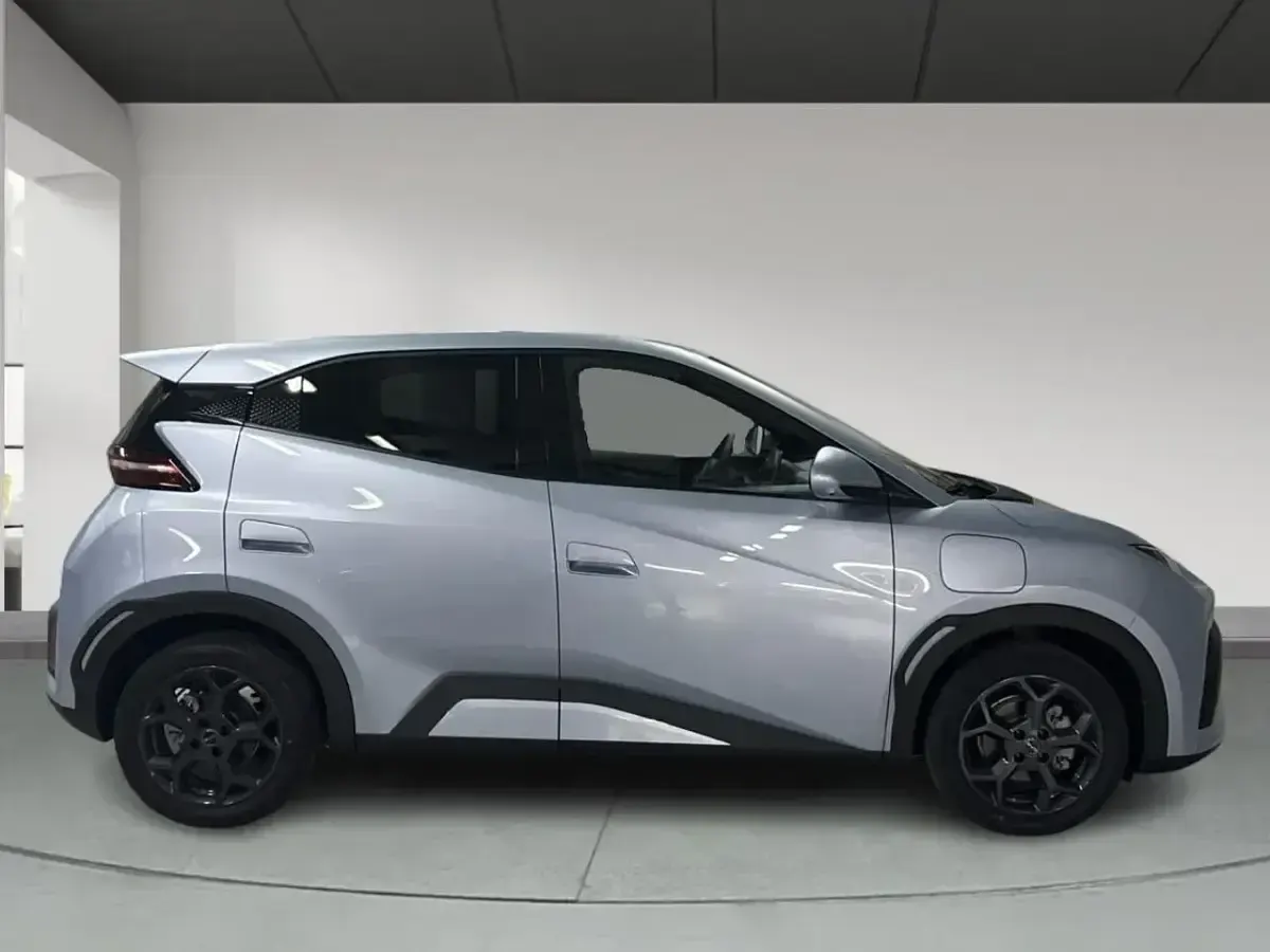 Nuevo BYD Dolphin Surf Comfort 64 kW (88 CV) 2025 Azul Utilitario