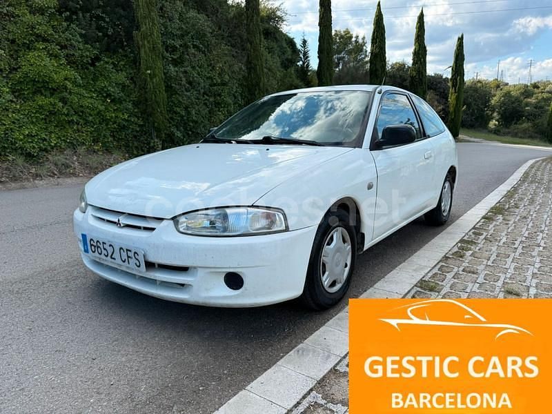 Blanco Usado 2003 Mitsubishi Colt Berlina | 2990 € (Super precio) - Imagen 1/4