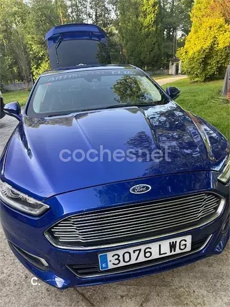 Usado Ford Mondeo Business Edition 120 CV (88 kW) 2016 Azul Berlina