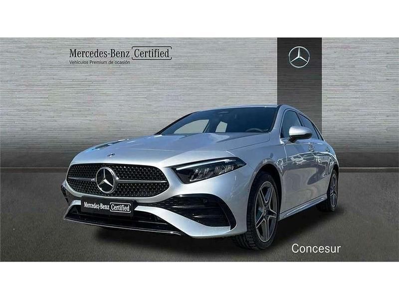 Plata Usado 2024 Mercedes A180 Berlina | 30.900 € (Precio justo) - Imagen 1/4