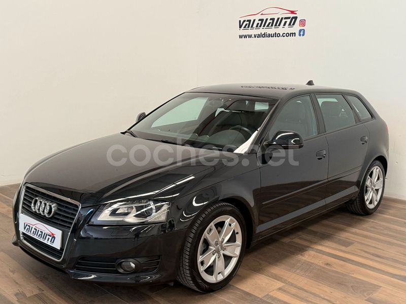 Negro Usado 2009 Audi A3 Sportback Attraction Berlina | 13.500 € (Caro) - Imagen 1/4