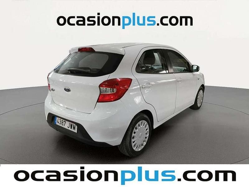 Usado Ford Ka Plus 69 CV (50 kW) 2017 Blanco Utilitario